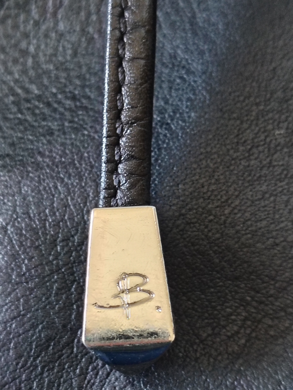 B Makowsky Black Leather Crossbody with Silver Hardware. - Picture 6 of 13